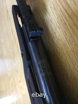 Hatsan AirTact QE Air Rifle. 177 Cal Air Gun 4x32 Scope / Green Laser / 2 Lights