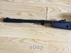 Hatsan AirTact QE Air Rifle. 177 Cal Air Gun 4x32 Scope / Green Laser / 2 Lights