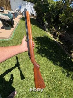 Holds air fires strong Sheridan Blue Streak Air Rifle