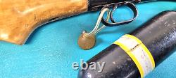 Rare Crosman 123 100 CG Shoot-A-Score Air Rifle Co2 with Cylinder & Provenance
