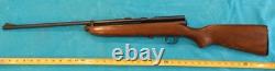 Rare Resealed Crosman Model 167.22 Caliber Air Rifle CO2 Repeater, Excellent