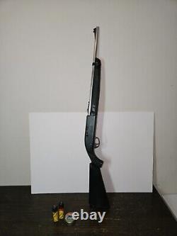 Remington AirMaster 77 Multi-Pump Pneumatic Pellet/BB Air Rifle Vintage With Bbs