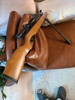Ruger Air Hawk 490 FPS. 177 Air Rifle with Scope and Scope Cover