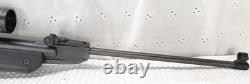 SUPER NICE DAISY POWERLINE MODEL 1000 BREAK BARREL AIR RIFLE. 177 CAL With SCOPE