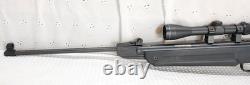 SUPER NICE DAISY POWERLINE MODEL 1000 BREAK BARREL AIR RIFLE. 177 CAL With SCOPE