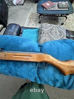 Shanghai Break Barrel Pellet Air Rifle. 177 Cal Caliber, Excellent Condition