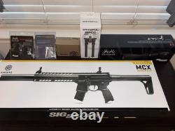Sig Sauer MCX GEN 2.177 Caliber CO2 Air Rifle AIR-MCX-177-G2-BLK Bundle