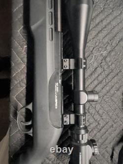 Umarex Fusion. 177 Cap CO2 Rifle With Scope Base And Box