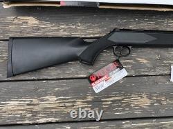 Umarex Ruger Blackhawk. 177 Cal Break Barrel Air Rifle with4x32 Scope READ