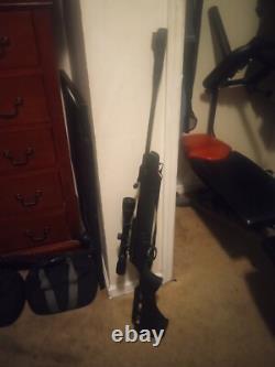 Umarex Ruger Targis Hunter Max. 22 Caliber Air Rifle with Scope & Pellets