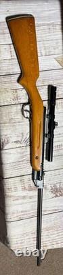VINTAGE SLAVIA 618 BREAK BARREL minuteman WOOD. 177 PELLET AIR RIFLE, WORKS