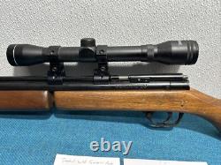 VTG 1997 Benjamin (Crosman) Blue Streak C9A 5mm. 20 Caliber Pellet Rifle Air gun