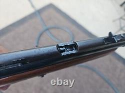 VTG Crosman model 180 Pellet CO2 AIR Rifle. 1956-62 Cross Bolt Safety