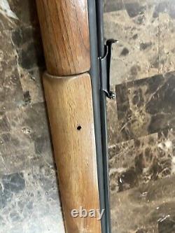 Vintage Backyard Bully Sheridan Air Rifle C-9 Series Hits Hard Squirrels Beware