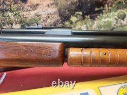 Vintage Ben Franklin Model 342.22 Cal Air Rifle 1971 With Box