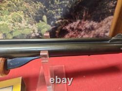 Vintage Ben Franklin Model 342.22 Cal Air Rifle 1971 With Box