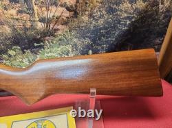 Vintage Ben Franklin Model 342.22 Cal Air Rifle 1971 With Box