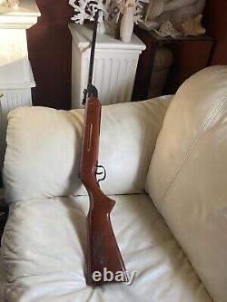 Vintage Chinese Pioneer air rifle numbered ART-G6433 bb gun