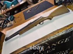 Vintage Crosman 1400.22 Cal Pellet Rifle. Multi-Pump, Shoots A1, NICE CONDITION