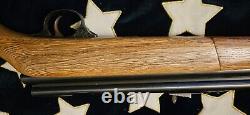 Vintage Crosman Model 1400 Pumpmaster. 22 Caliber Pellet Air Rifle Beautiful