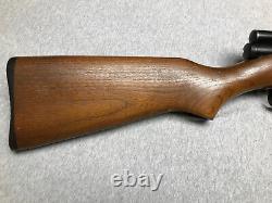 Vintage Crosman Model 160 Pellgun. 22 Caliber Bolt Pellet Gun Air Rifle