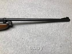 Vintage Crosman Model 160 Pellgun. 22 Caliber Bolt Pellet Gun Air Rifle