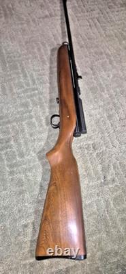 Vintage Crosman Model 160 Pellgun 2nd Variant CO2 Pellet Bolt Air Rifle. 22 Cal