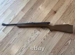 Vintage Crosman Pell Master 700 Co2.22 Pellet Gun Air Rifle