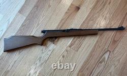 Vintage Crosman Pell Master 700 Co2.22 Pellet Gun Air Rifle