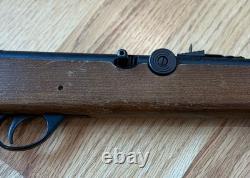 Vintage Crosman Pell Master 700 Co2.22 Pellet Gun Air Rifle