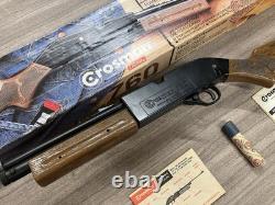 Vintage Crosman Powermaster 760 BB Pellet Gun Air Rifle Brass Bolt 1970's BOX