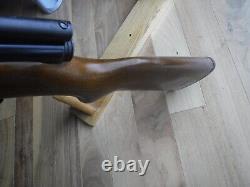 Vintage Crosman model 180 Pellet Rifle- Holds Air/good shooting