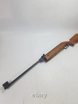 Vintage Crossman Model 3100 Break Barrel Spring Loaded. 177 Caliber Pellet Rifle