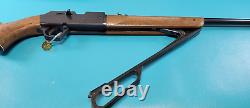 Vintage Daisy Model 880 Powerline Air Rifle BB Pellet. 177 c. 1972