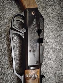Vintage Daisy Powerline 922 Air Rifle. 22 Cal with Remington Bag & 1000 Pellets