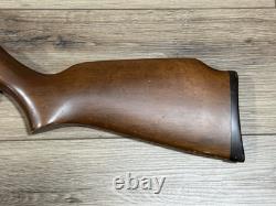 Vintage Daisy Winchester Model 1000X Break Action. 177 Cal. Pellet Air Rifle