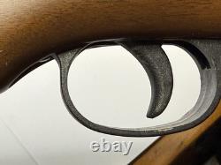 Vintage Daisy Winchester Model 1000X Break Action. 177 Cal. Pellet Air Rifle