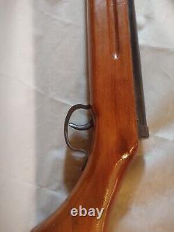 Vintage Model 62 Shanghai Air Rifle. 177 Pellet