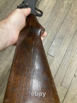 Vintage Rochester 22 Cal Air Rifle Monroe Gasket Manufacturing Co Works Great