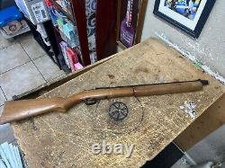 Vintage Sheridan Products Inc. Blue Streak. 5mm Cal Air Rifle Pellet Gun