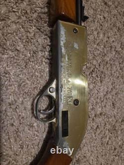 Vintage USA Crosman Arms Co. 761 XL Pellet BB Rifle Gold Receiver Non-working