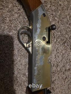Vintage USA Crosman Arms Co. 761 XL Pellet BB Rifle Gold Receiver Non-working