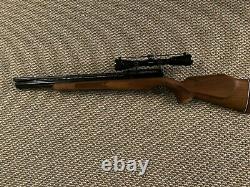 Webley FX2000 caliber 4.5 in very good condition with scope