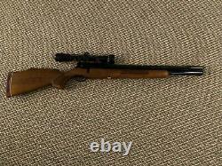 Webley FX2000 caliber 4.5 in very good condition with scope