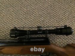 Webley FX2000 caliber 4.5 in very good condition with scope