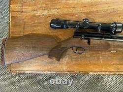 Webley FX2000 caliber 4.5 in very good condition with scope