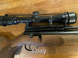 Webley FX2000 caliber 4.5 in very good condition with scope