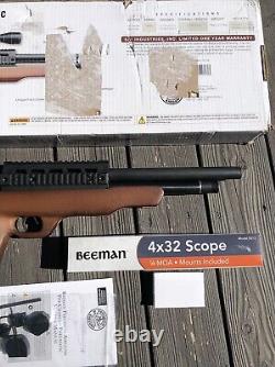Beeman 1357 Carabine à air comprimé PCP calibre 4,5 mm avec crosse en bois brun et lunette de visée