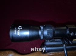 Beeman Chief. Lunette CV calibre .22, modérateur Buck Rail et pompe manuelle inclus.