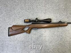 Benjamin Piston. Carabine à air comprimé à canon basculant de calibre 22 avec lunette de visée